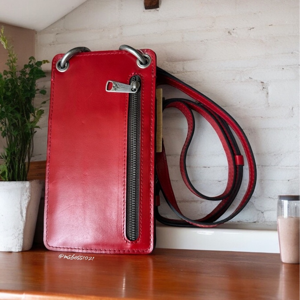 Patricia Nash Farleigh Phone Wallet Crossbody Bag in Lava NWT - Picture 3 of 3
